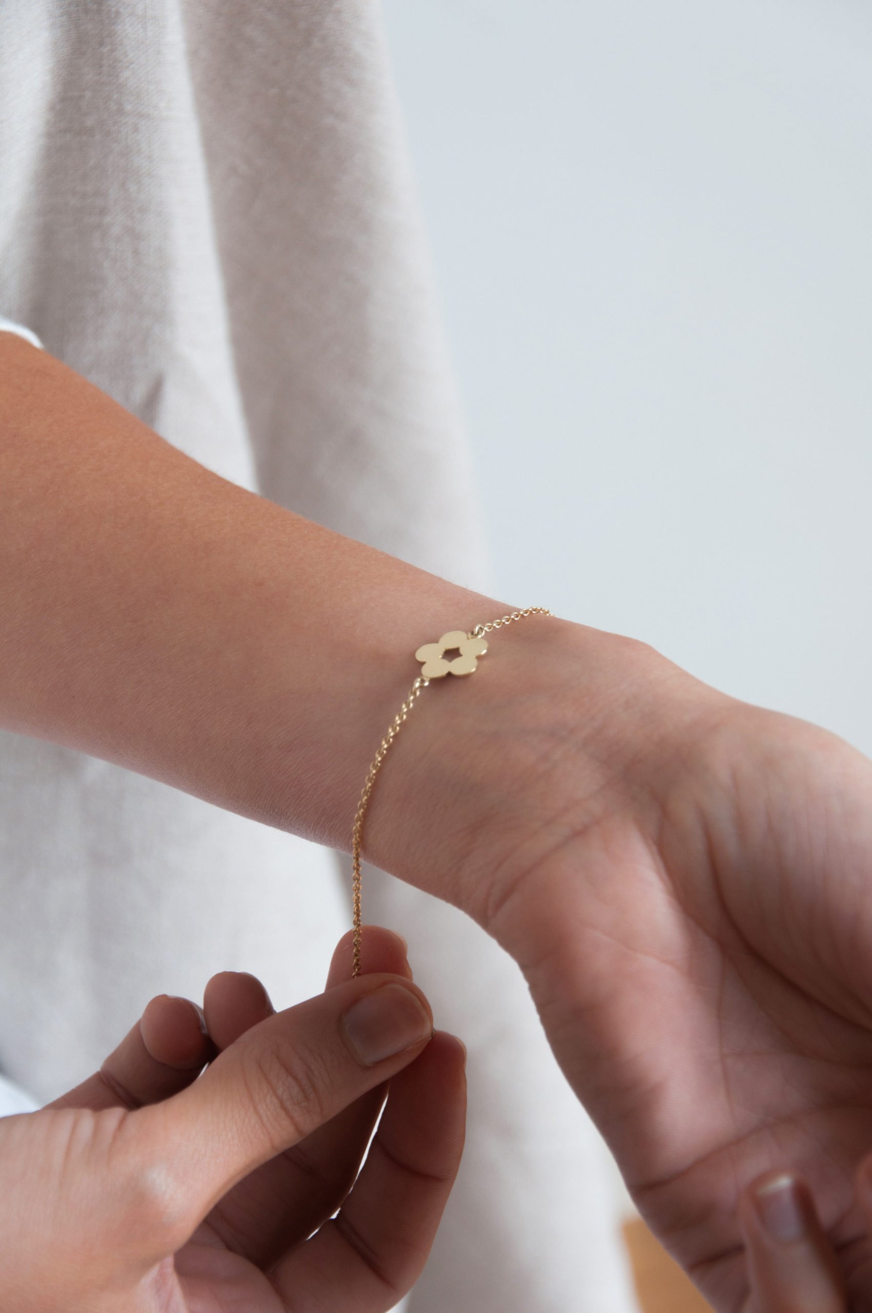 Gold Flora bracelet